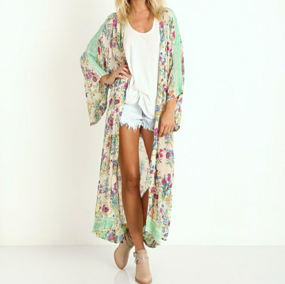 COPY - Spell gypsy queen kimono